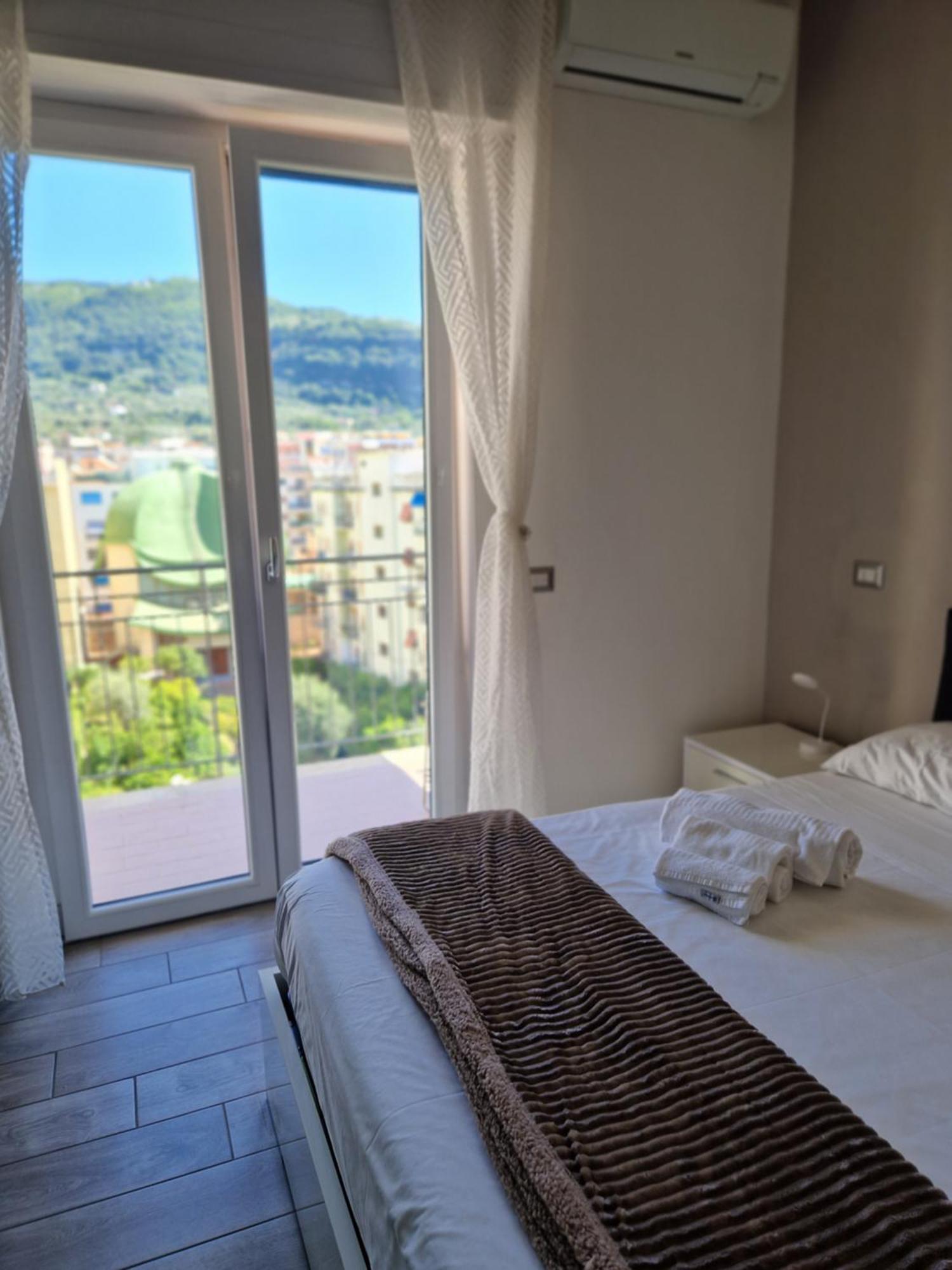 Casa Nelida, Sorrento Centre Lägenhet Rum bild